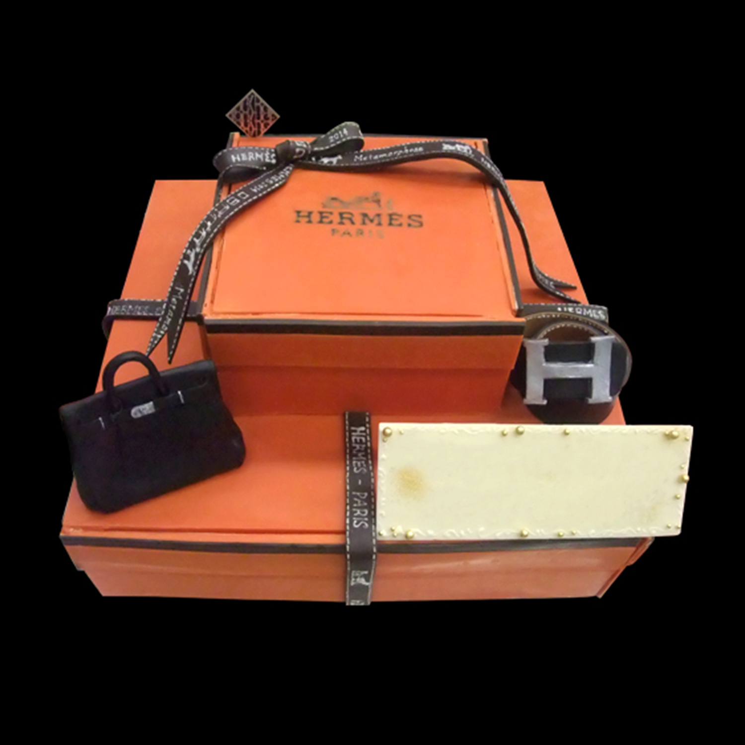 LOUANGE TOKYO （ルワンジュ トーキョー）の法人イベント向けオーダーケーキ制作事例